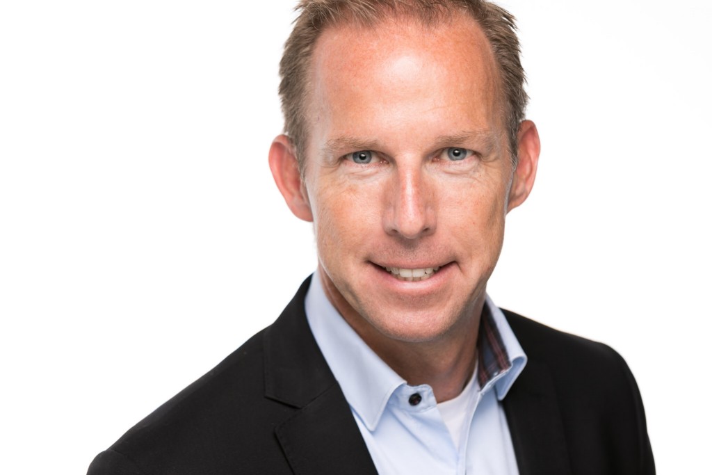 Jon Jädersten - GM & Global Chief Technologist, Network and Edge solution sales, Intel Corporation 